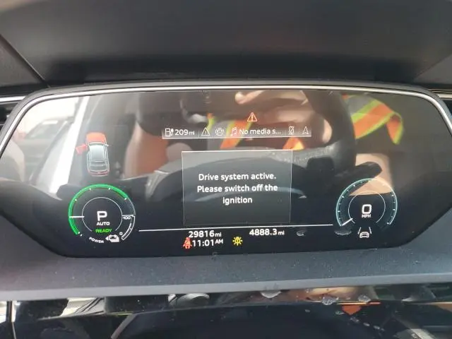 2024 AUDI Q8 E-TRON SPORTBACK PREMIUM PLUS  