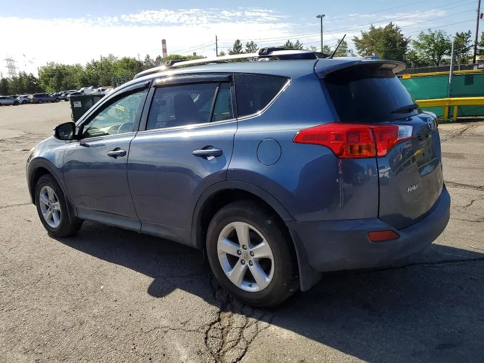 2013 TOYOTA RAV4 XLE  