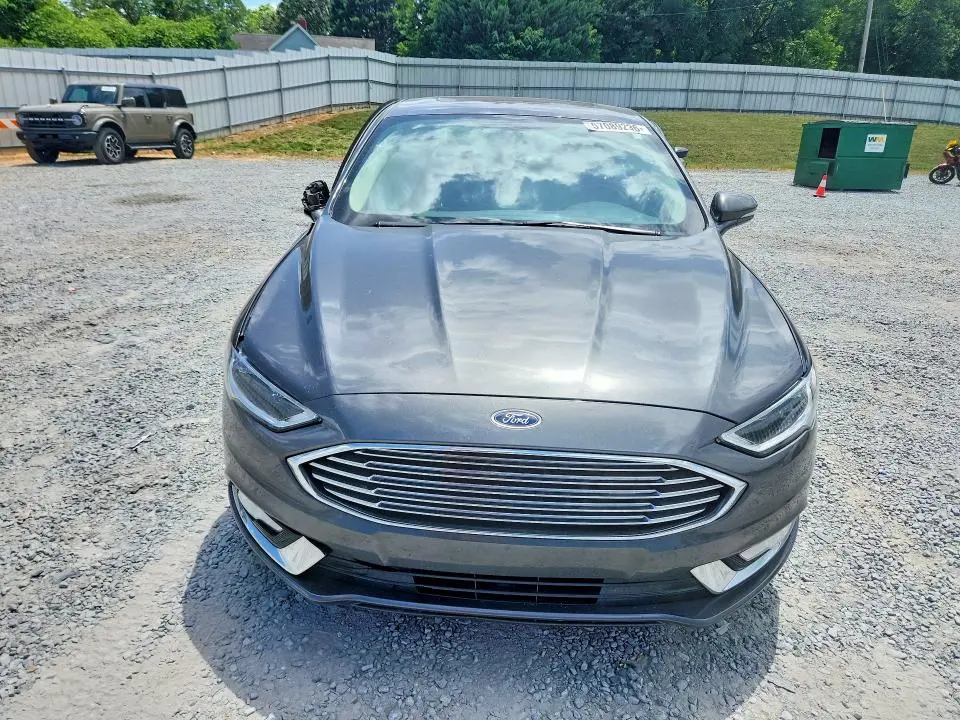 2017 FORD FUSION TITANIUM  
