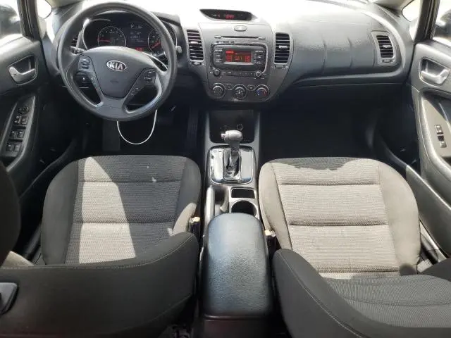 2017 KIA FORTE LX  