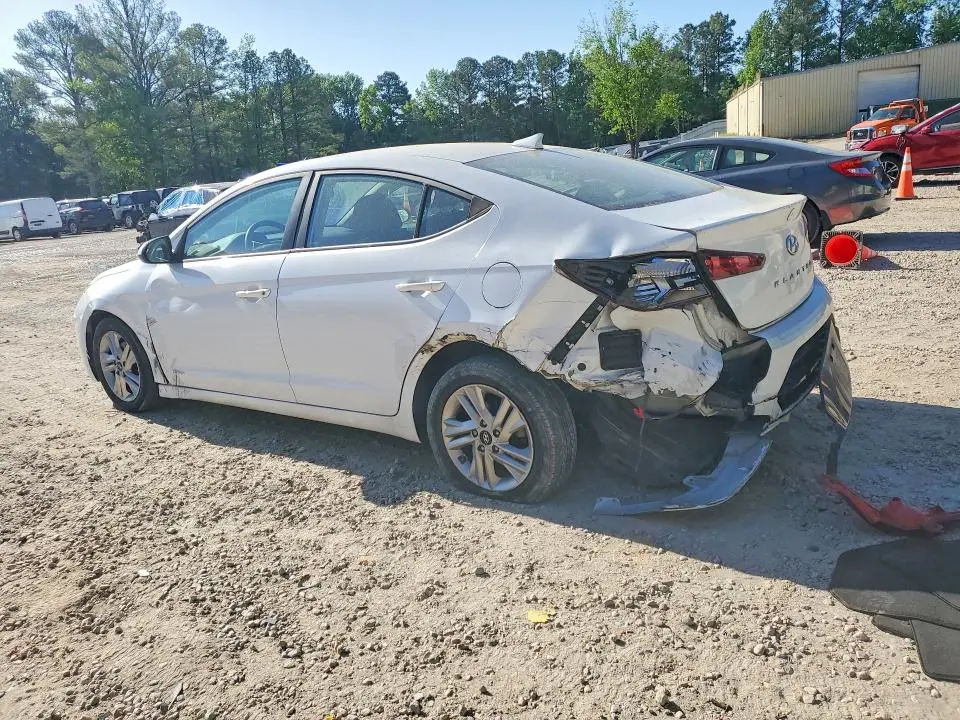 2020 HYUNDAI ELANTRA SEL  