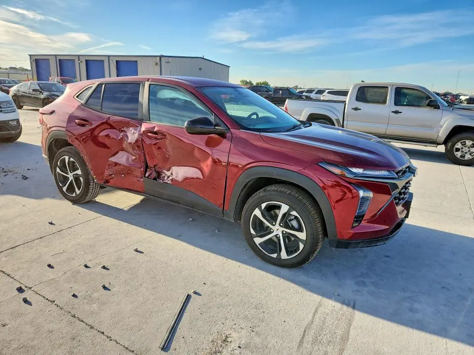 2024 CHEVROLET TRAX 1RS  