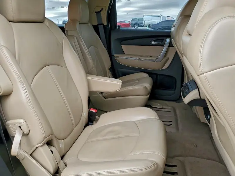 2011 GMC ACADIA SLT-1  