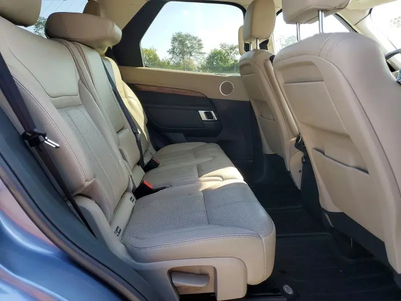 2018 LAND ROVER DISCOVERY HSE  