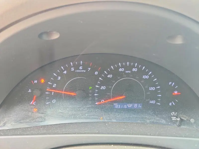 2011 TOYOTA CAMRY LE  