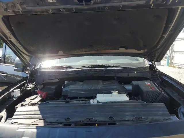 2024 NISSAN TITAN XD SV  