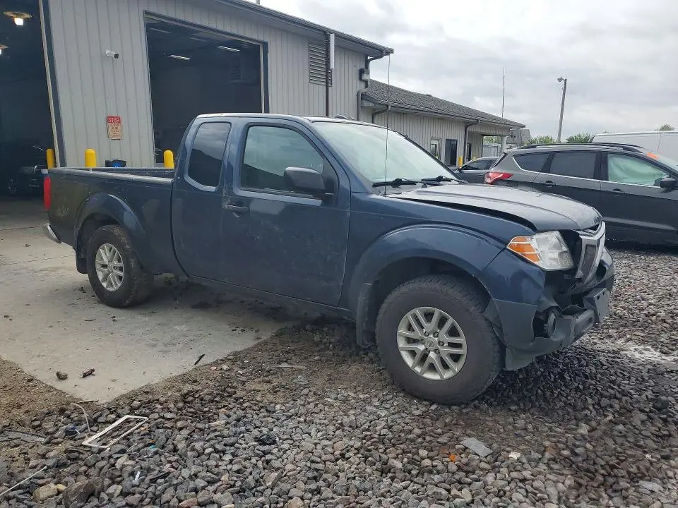 2015 NISSAN FRONTIER SV V6  