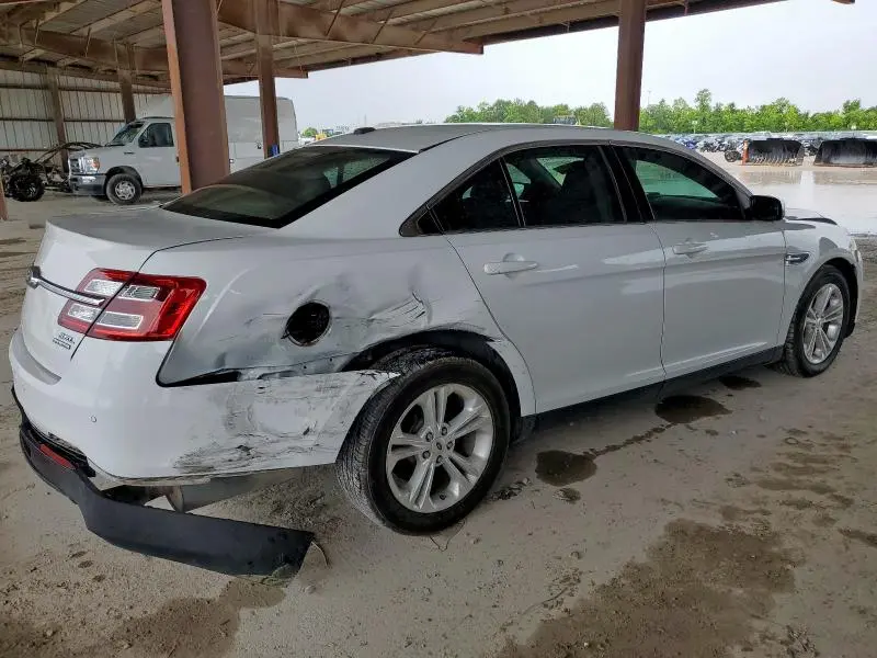 2018 FORD TAURUS SEL  