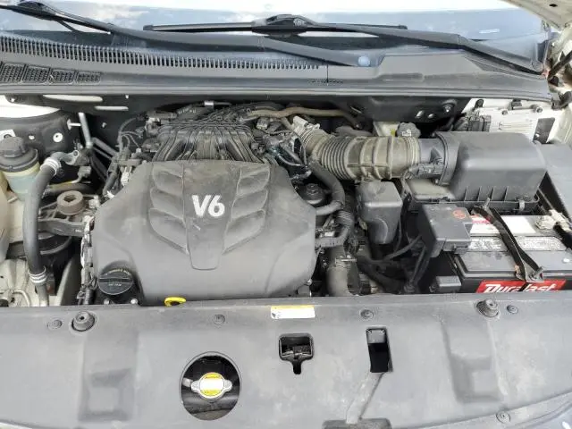 2012 KIA SEDONA LX  