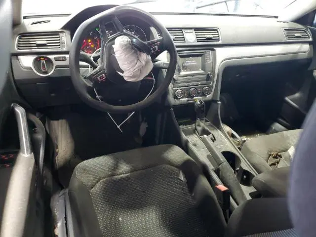 2016 VOLKSWAGEN PASSAT S  