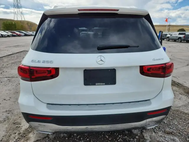 2021 MERCEDES-BENZ GLB 250 4MATIC  