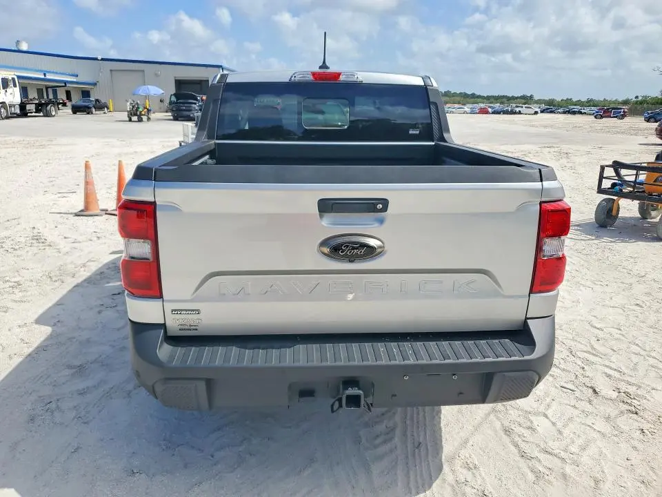 2024 FORD MAVERICK LARIAT  