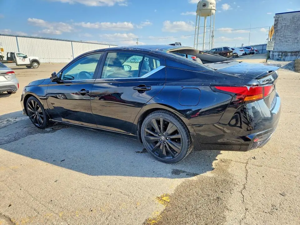 2022 NISSAN ALTIMA 2.5 SR  