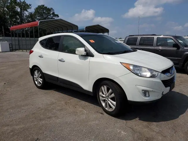 2011 HYUNDAI TUCSON GLS  