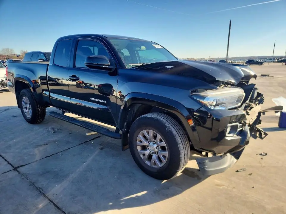 2016 TOYOTA TACOMA SR5 V6  
