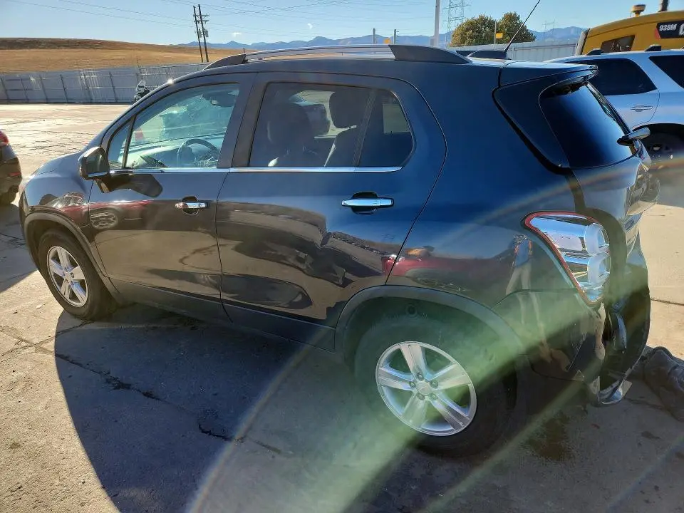 2017 CHEVROLET TRAX 1LT  