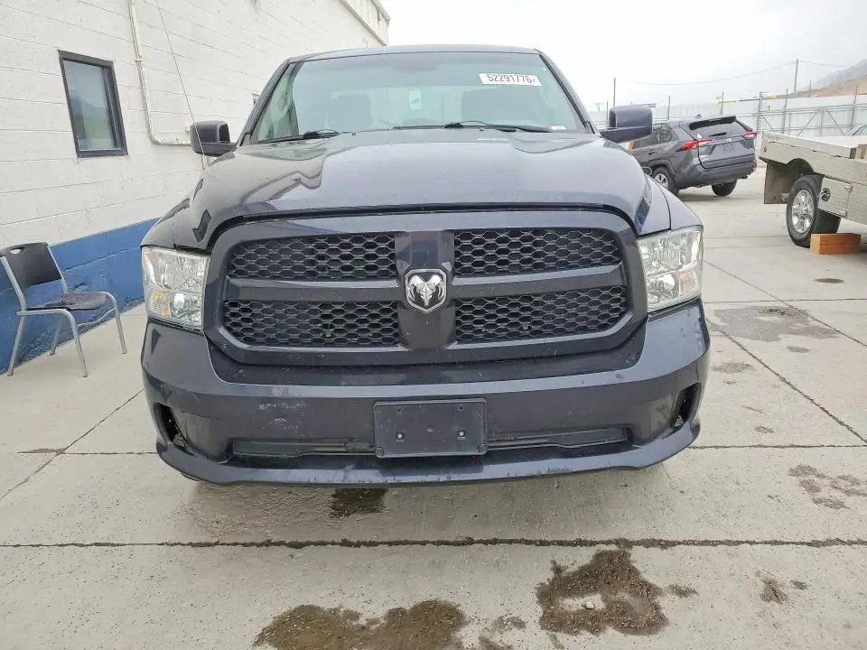 2014 RAM 1500 ST  