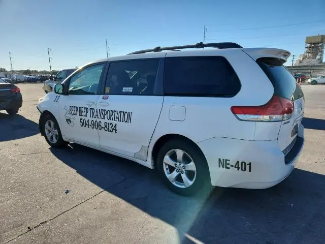 2011 TOYOTA SIENNA LE  
