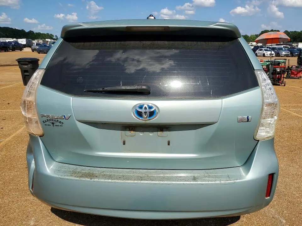 2014 TOYOTA PRIUS V THREE  