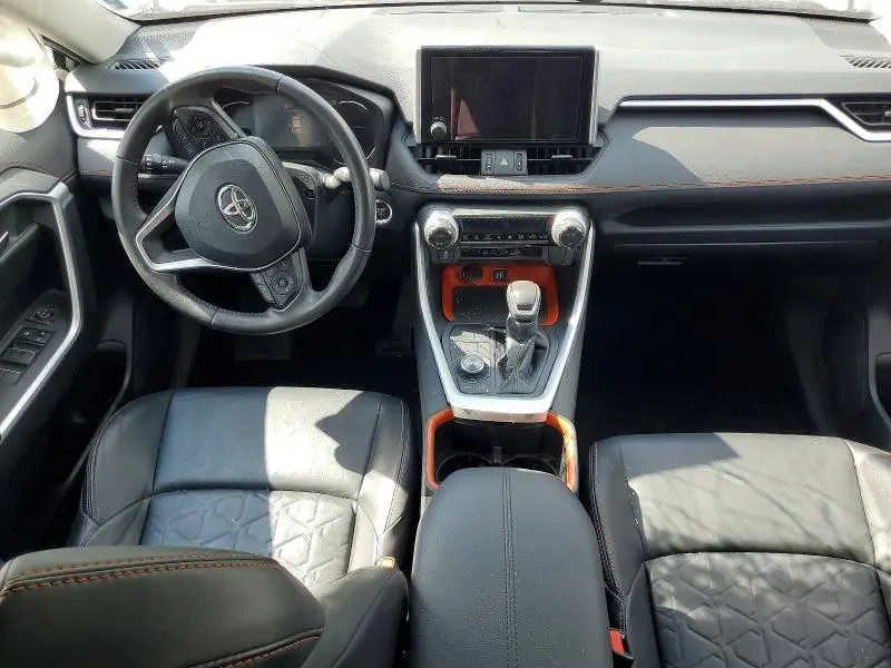 2023 TOYOTA RAV4 ADVENTURE  