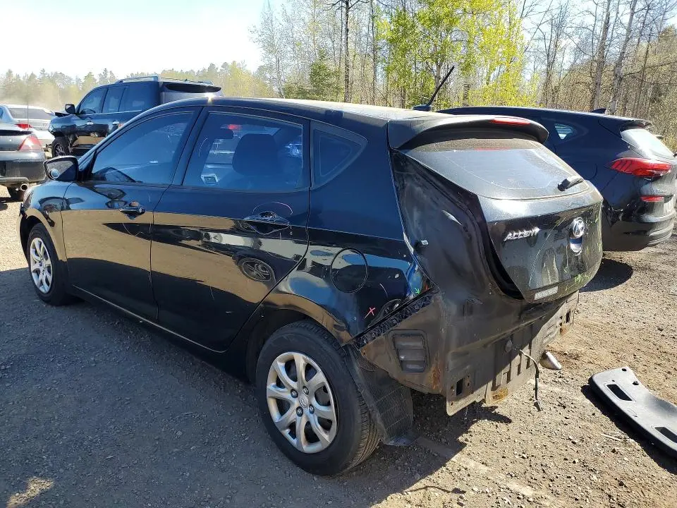 2013 HYUNDAI ACCENT GS  