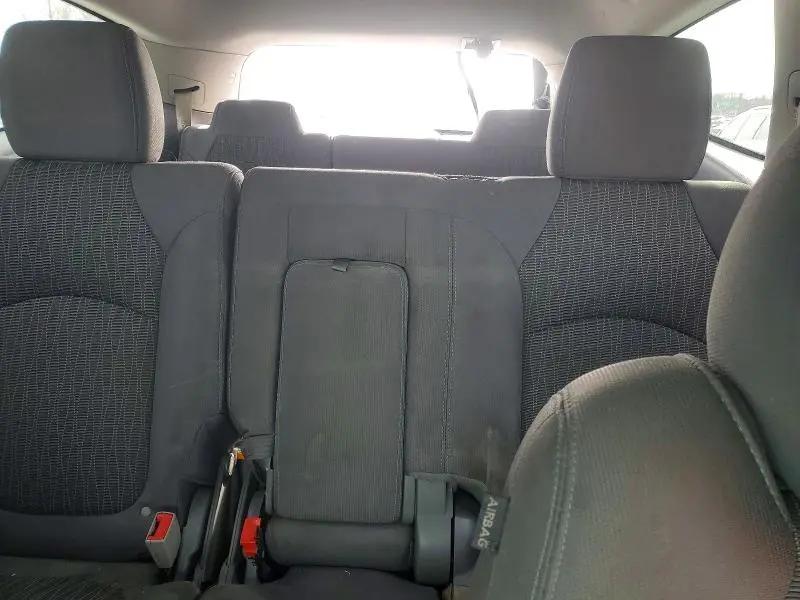 2016 CHEVROLET TRAVERSE LS  