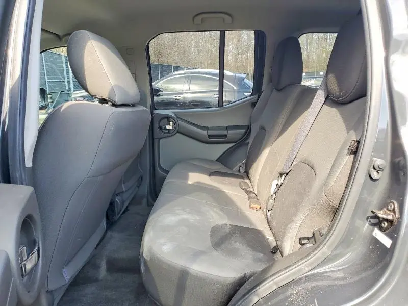 2013 NISSAN XTERRA X  