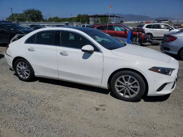 2019 MERCEDES-BENZ A 220