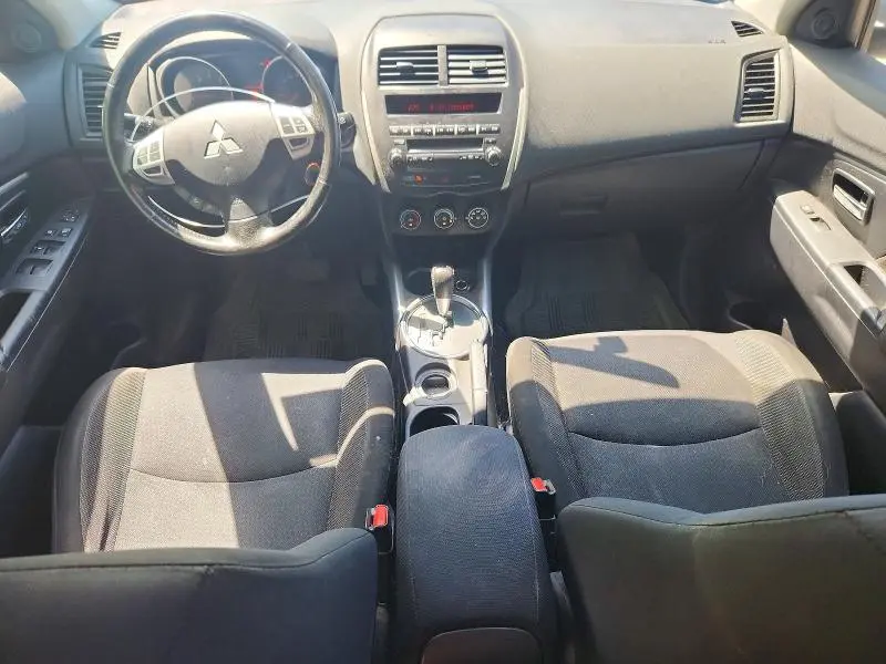 2011 MITSUBISHI RVR SE  