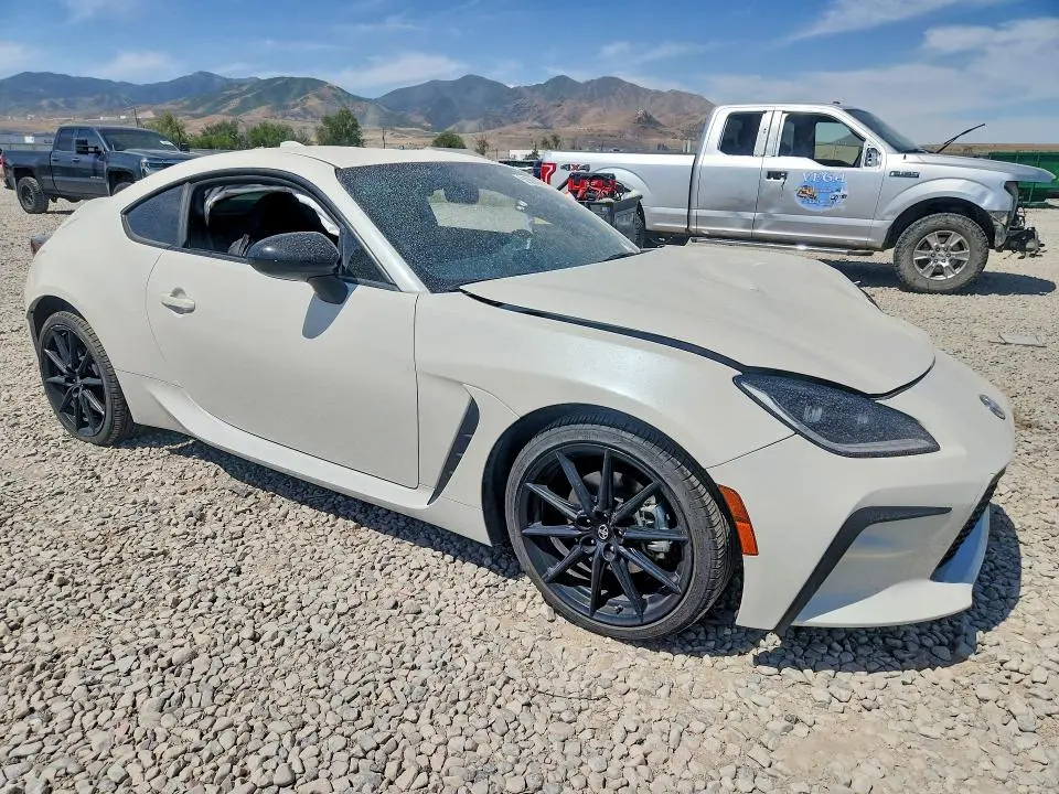 2024 TOYOTA GR 86 PREMIUM  