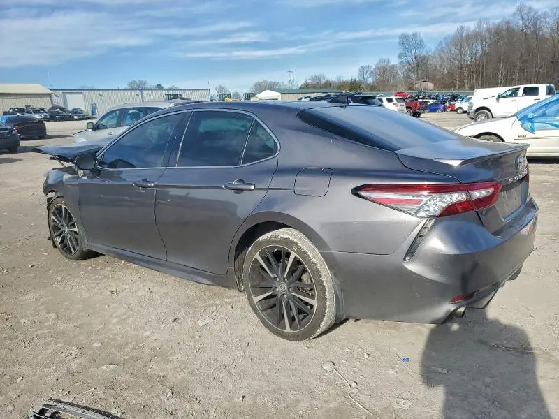 2019 TOYOTA CAMRY XSE  