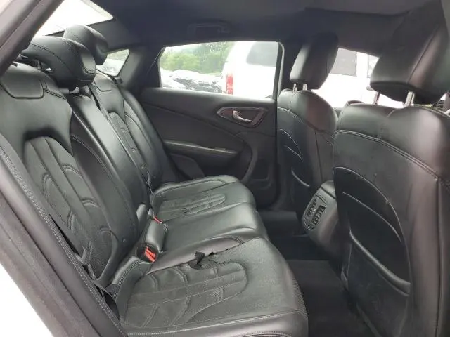 2016 CHRYSLER 200 S  