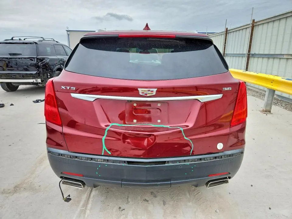 2018 CADILLAC XT5 LUXURY  