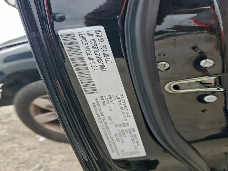 2023 RAM 1500 CLASSIC SLT  