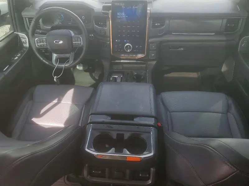 2023 FORD F150 LIGHTNING PRO  