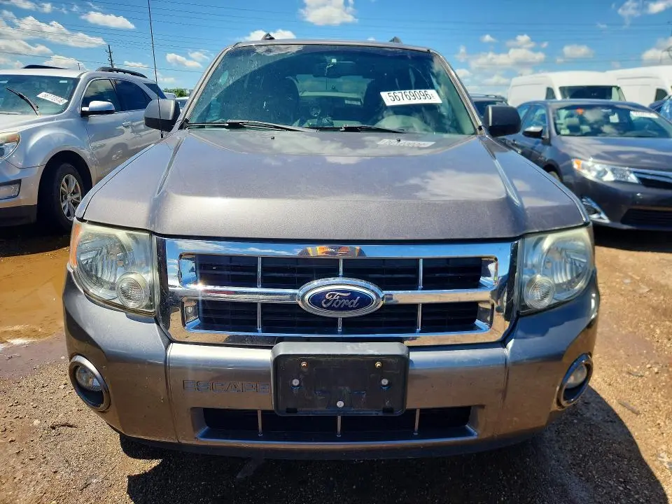 2010 FORD ESCAPE XLT  