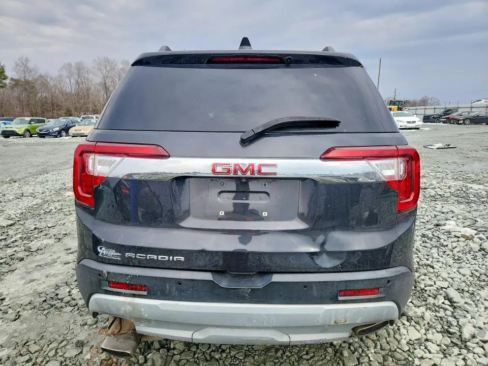 2020 GMC ACADIA SLT  