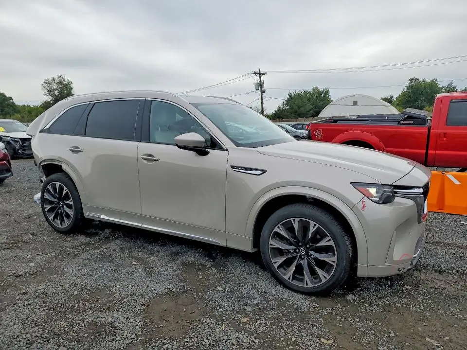 2024 MAZDA CX-90   