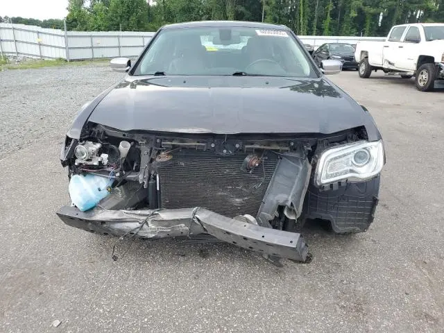 2019 CHRYSLER 300 LIMITED  