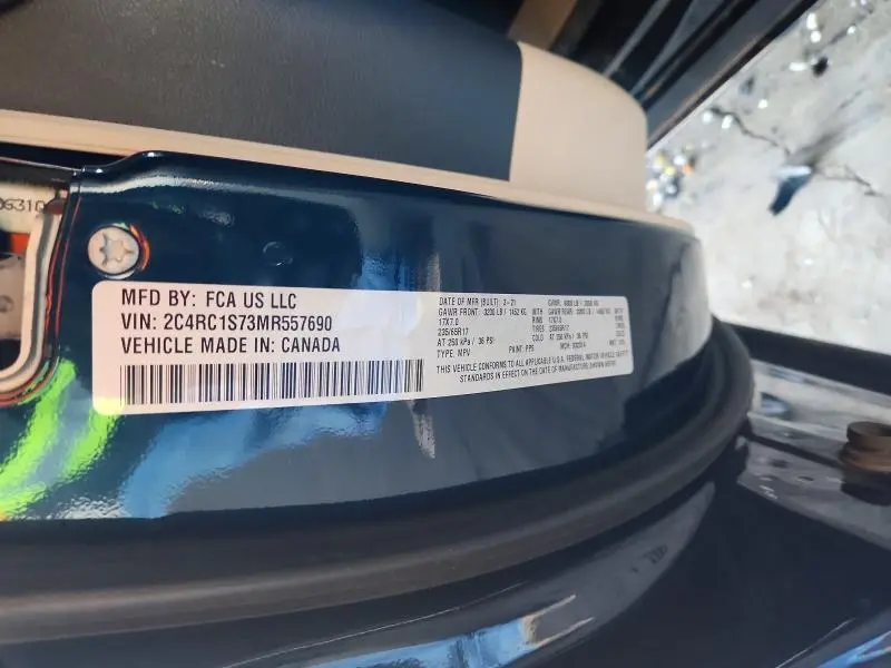 2021 CHRYSLER PACIFICA HYBRID LIMITED  