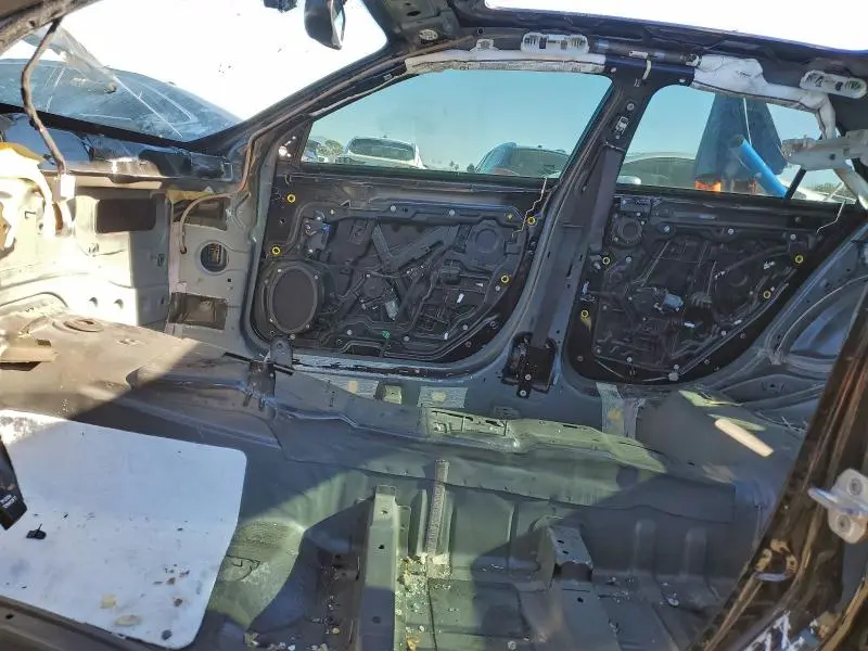 2012 CHRYSLER 300 SRT-8  