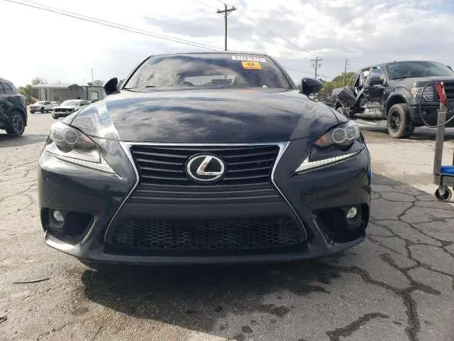 2016 LEXUS IS 200T  