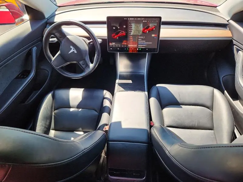 2018 TESLA MODEL 3   