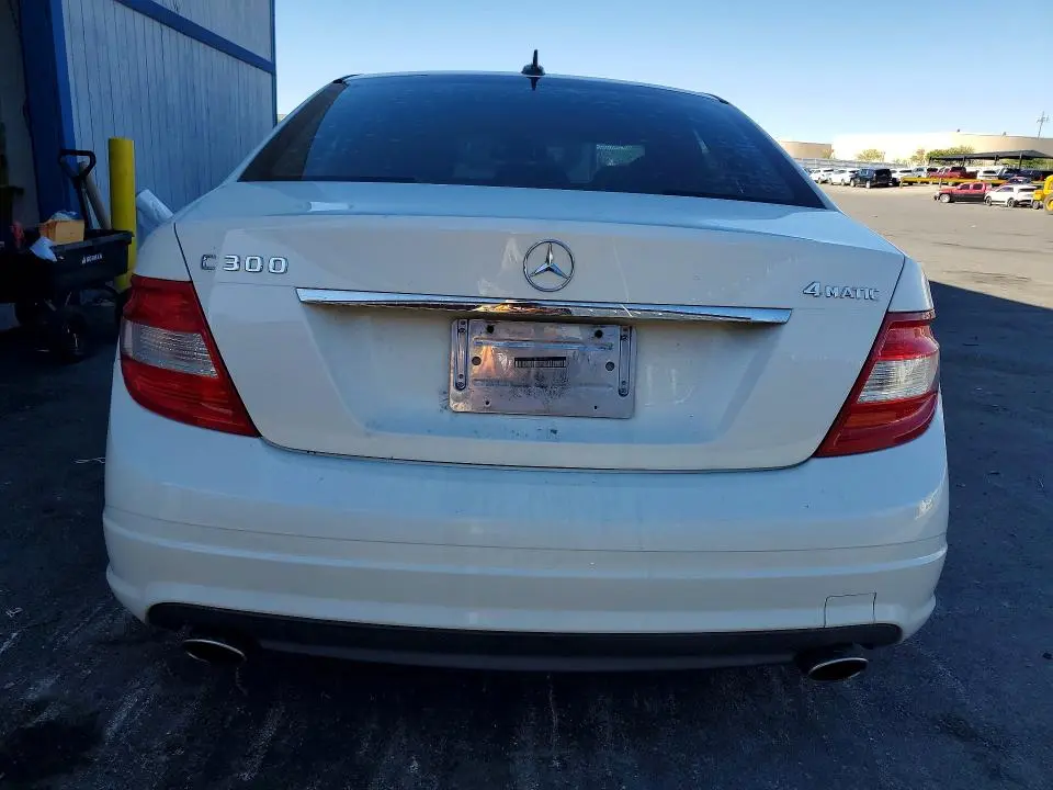 2011 MERCEDES-BENZ C 300 4MATIC  