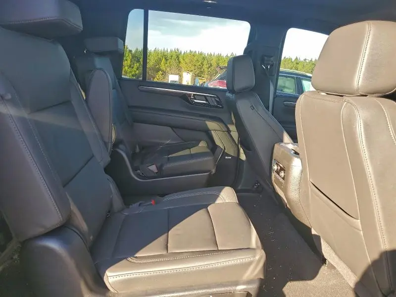 2025 CHEVROLET SUBURBAN K1500 Z71  