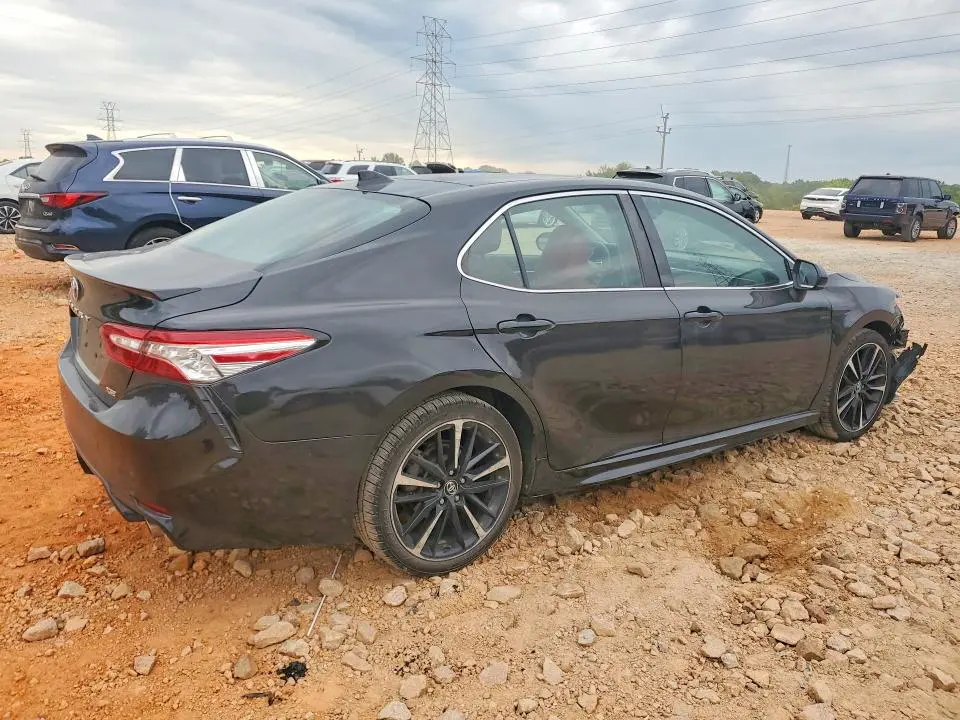 2020 TOYOTA CAMRY XSE  