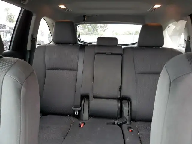 2017 TOYOTA HIGHLANDER LE  