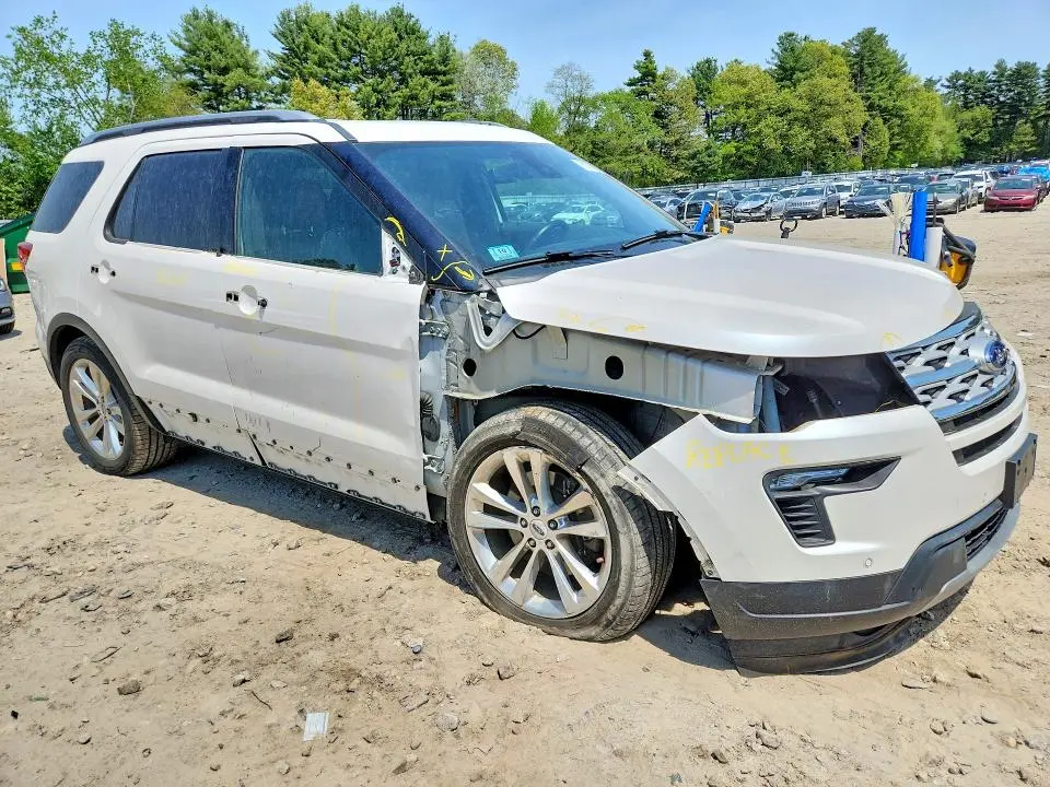 2019 FORD EXPLORER XLT  