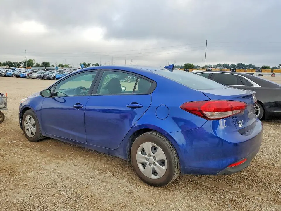 2018 KIA FORTE LX  