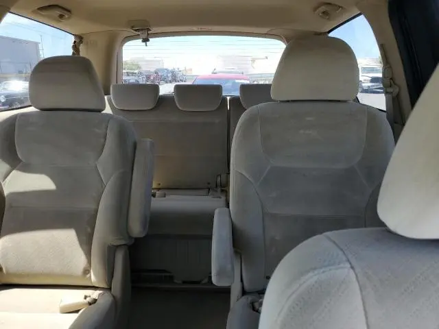 2010 HONDA ODYSSEY LX  
